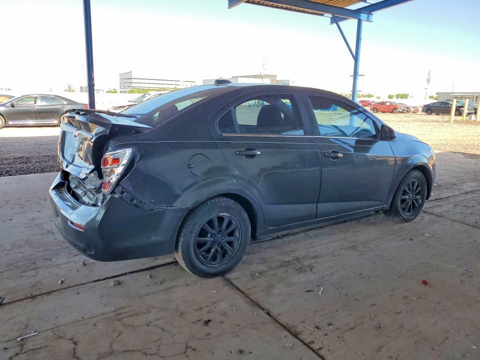 1G1JD5SB7J4110311 2018 CHEVROLET SONIC photo no. 3