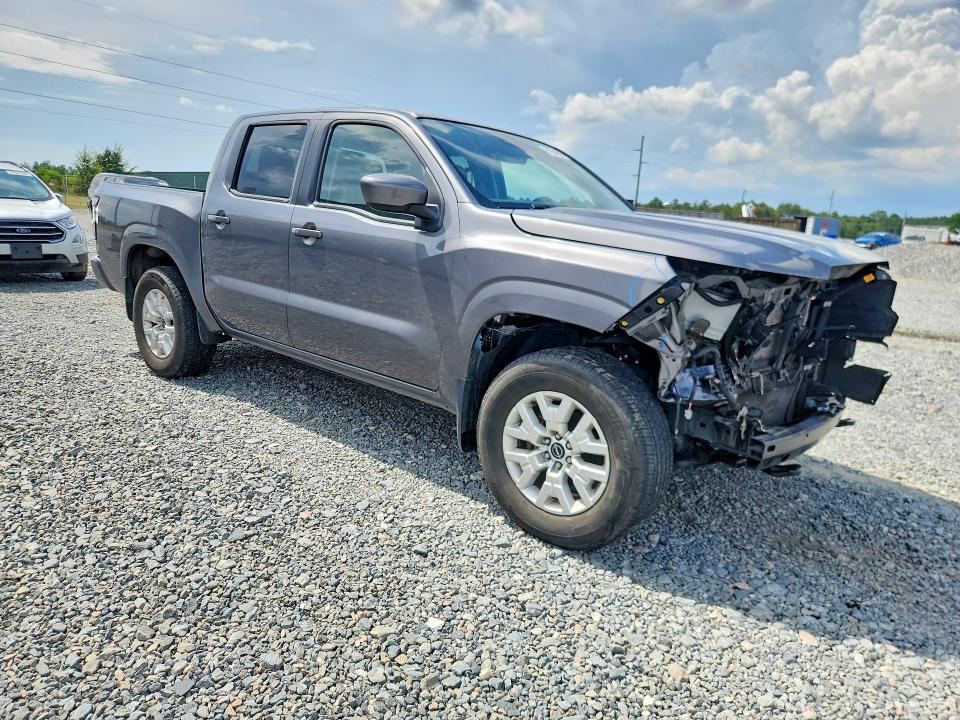 2022 NISSAN FRONTIER SV — Фото 4 из 13