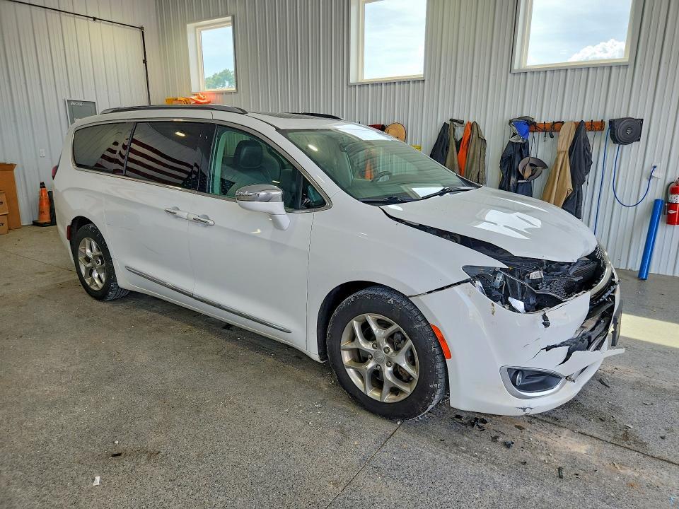 2018 CHRYSLER PACIFICA LIMITED — Фото 4 из 13
