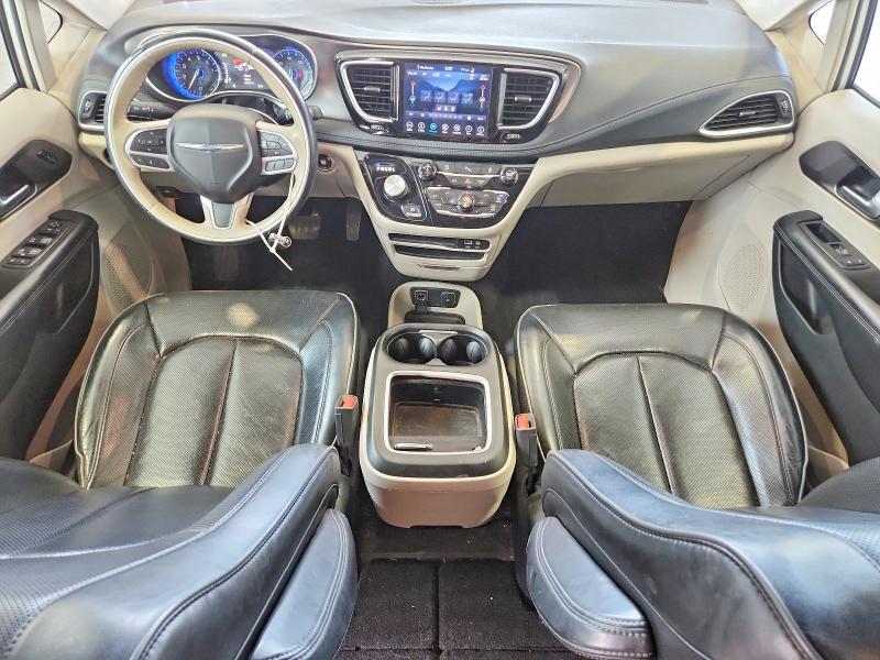2018 CHRYSLER PACIFICA LIMITED — Фото 8 из 13