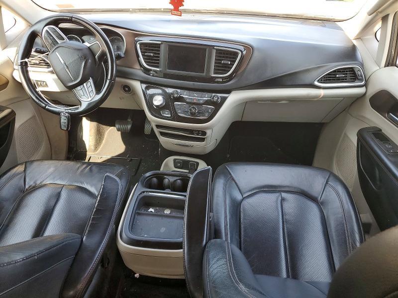 2018 CHRYSLER PACIFICA TOURING L — Фото 8 из 13