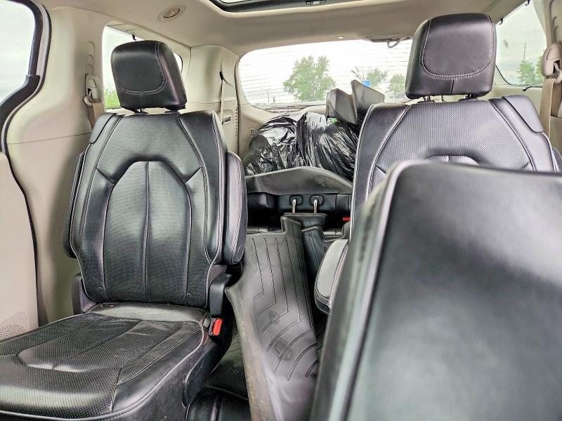 2018 CHRYSLER PACIFICA LIMITED — Фото 10 из 13