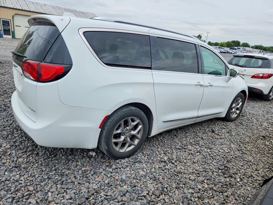 2018 CHRYSLER PACIFICA LIMITED — Фото 3 из 13