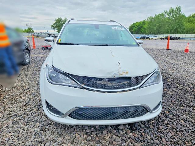 2018 CHRYSLER PACIFICA LIMITED — Фото 5 из 13