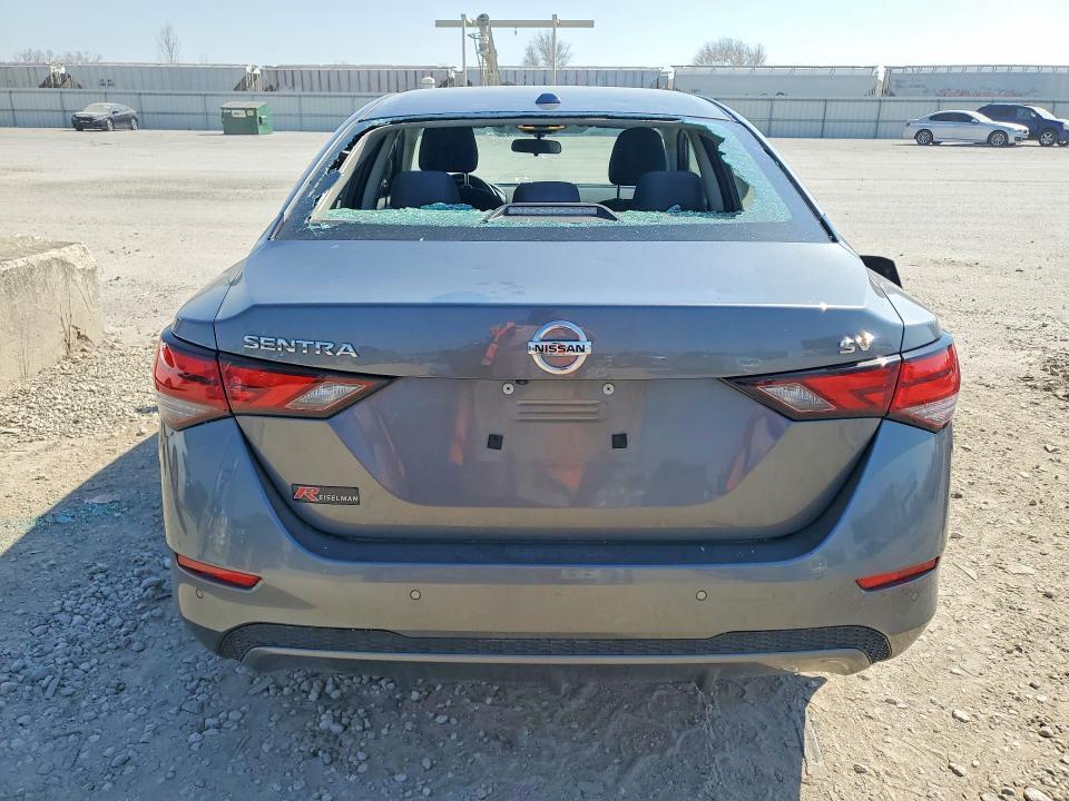 2022 NISSAN SENTRA SV — Фото 6 из 12
