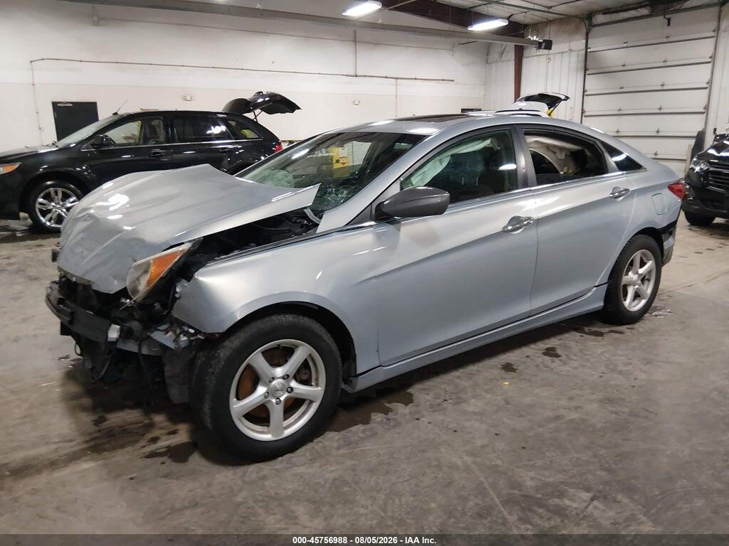 5NPEC4AC0BH179014 2011 HYUNDAI SONATA photo no. 2