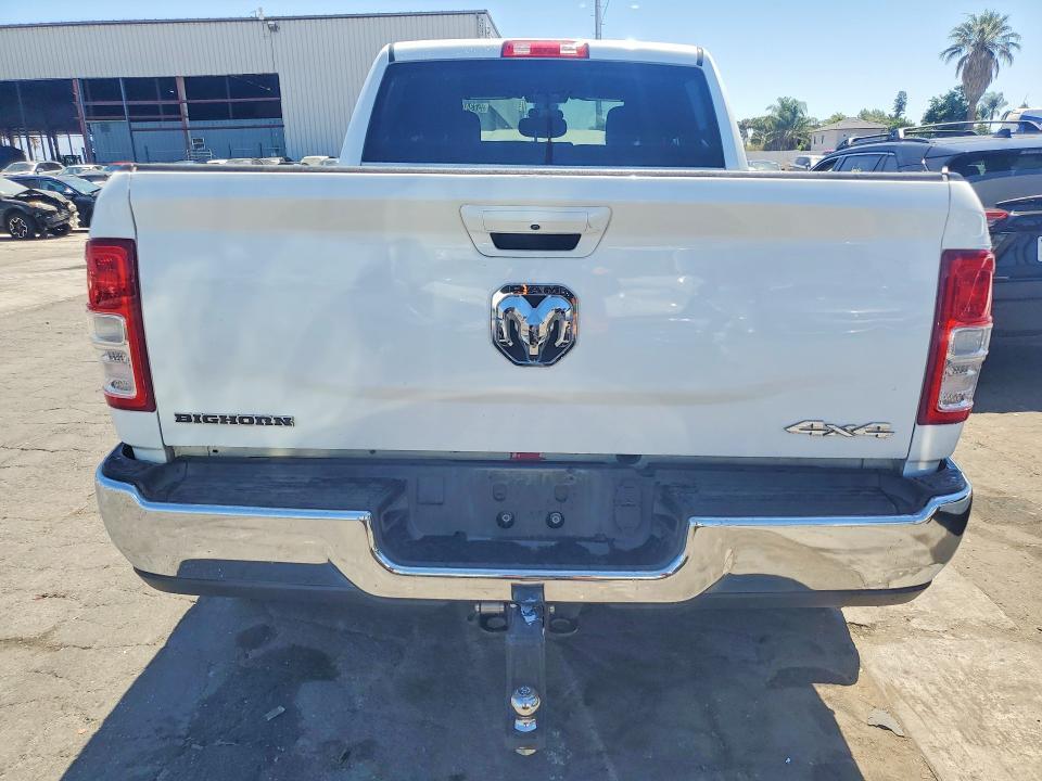 2022 RAM 2500 BIG HORN — Фото 6 из 12