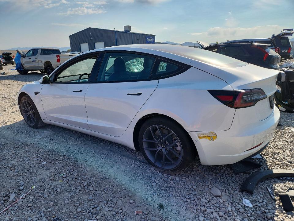 5YJ3E1EB8NF142815 2022 TESLA MODEL 3 photo no. 2