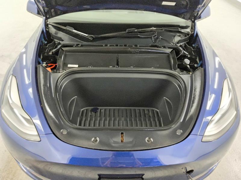 2022 TESLA MODEL Y — Фото 12 из 13