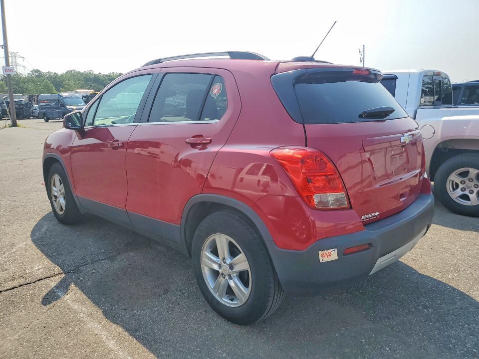 2015 CHEVROLET TRAX 1LT — Фото 2 из 13