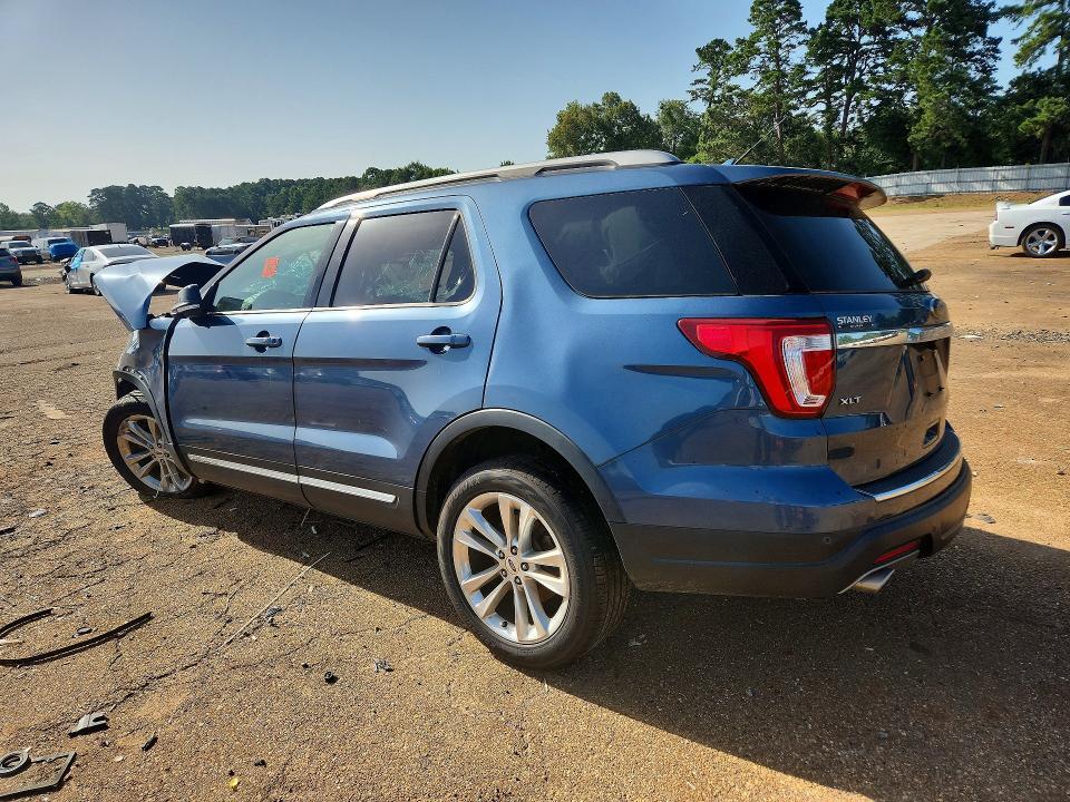 2018 FORD EXPLORER XLT — Фото 2 из 13