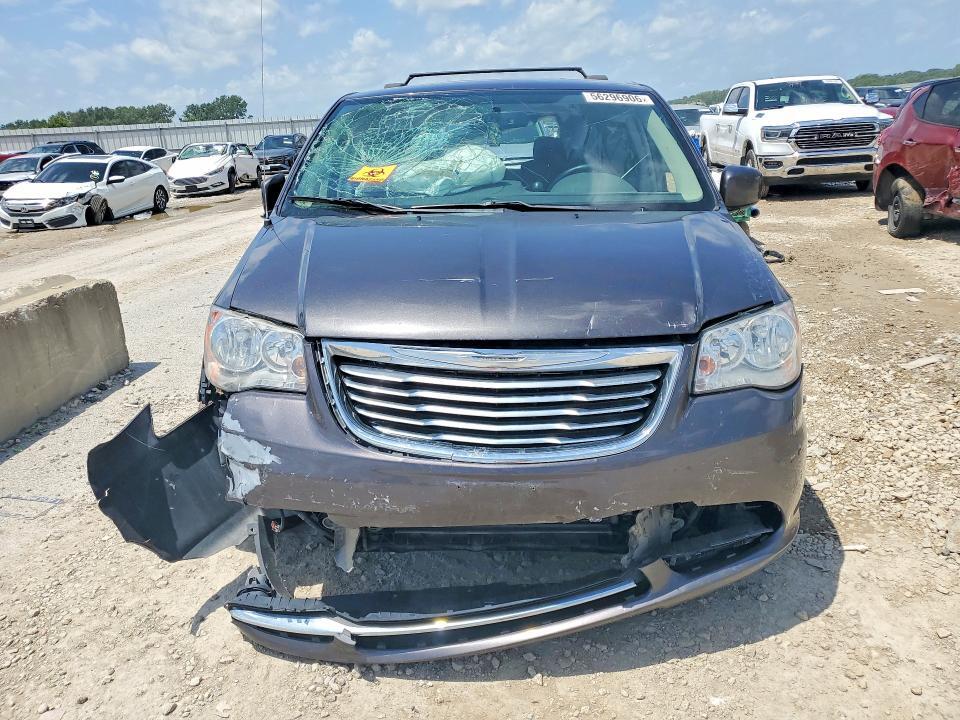 2015 CHRYSLER TOWN & COUNTRY TOURING — Фото 5 из 13