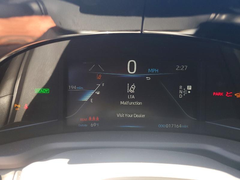 2022 TOYOTA MIRAI XLE — Фото 9 из 12