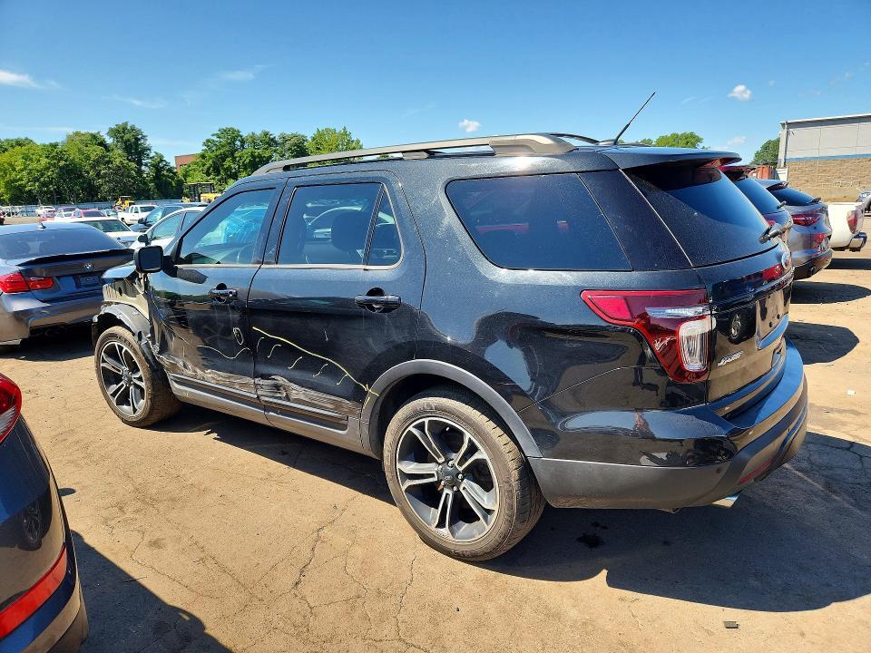 1FM5K8GTXFGA24008 2015 FORD EXPLORER photo no. 2