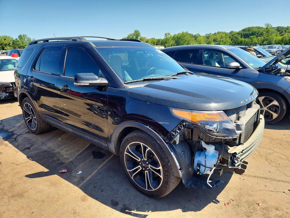 1FM5K8GTXFGA24008 2015 FORD EXPLORER photo no. 4