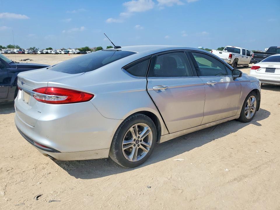 3FA6P0H70JR176397 2018 FORD FUSION photo no. 3