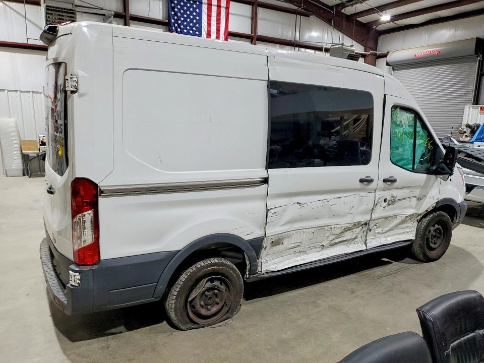 1FTYR1CMXJKA12501 2018 FORD TRANSIT photo no. 3