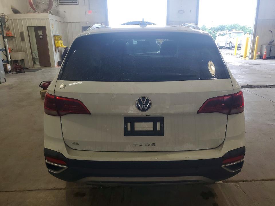 2022 VOLKSWAGEN TAOS SE — Фото 6 из 13