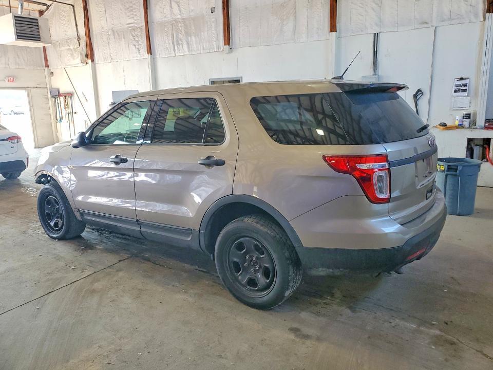 2015 FORD EXPLORER POLICE INTERCEPTOR — Фото 2 из 13