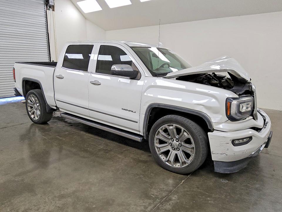 2018 GMC SIERRA K1500 DENALI — Фото 4 из 12
