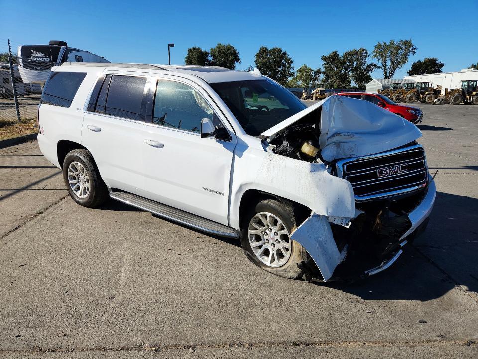 2018 GMC YUKON SLT — Фото 4 из 13