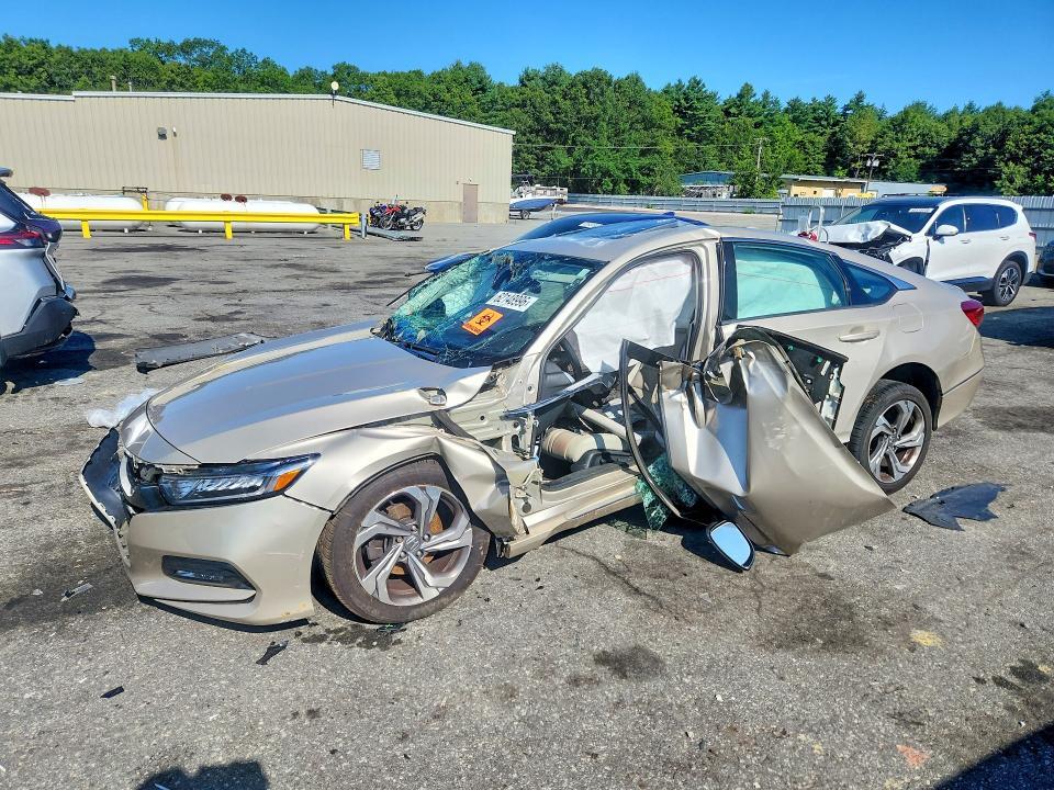 1HGCV1F50JA143597 2018 HONDA ACCORD photo no. 1