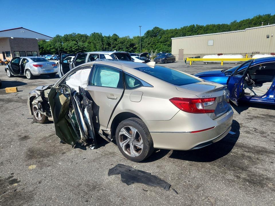 1HGCV1F50JA143597 2018 HONDA ACCORD photo no. 2