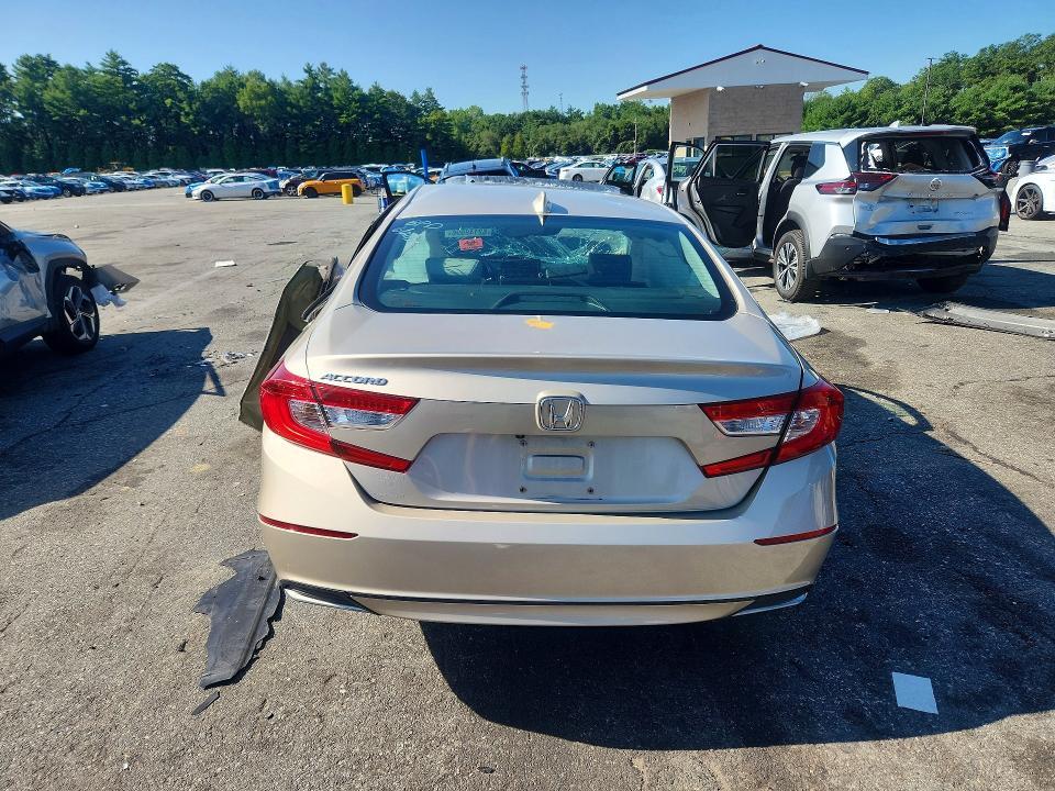 1HGCV1F50JA143597 2018 HONDA ACCORD photo no. 6