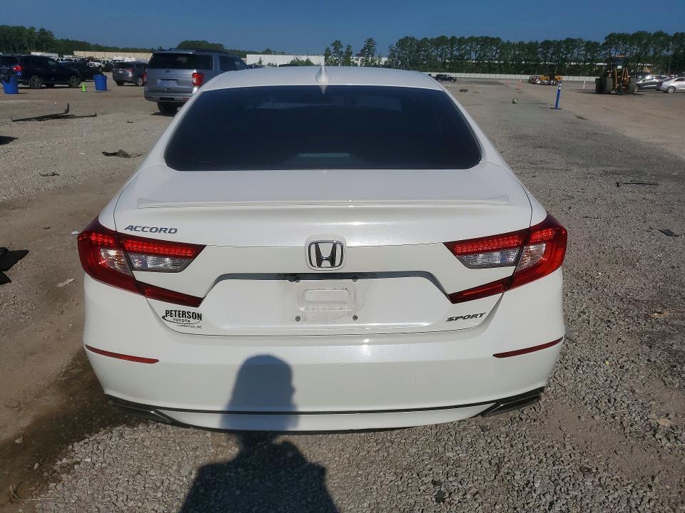 2018 HONDA ACCORD SPORT — Фото 6 из 12
