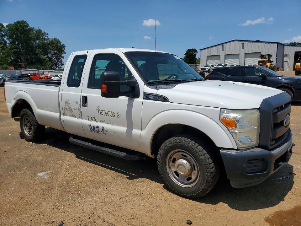 2015 FORD F250 SUPER DUTY — Фото 4 из 12