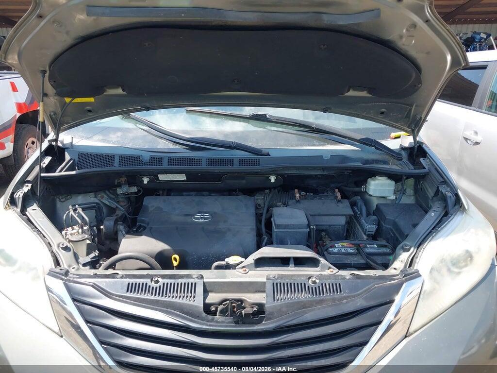 5TDKK3DC6BS167424 2011 TOYOTA SIENNA photo no. 10