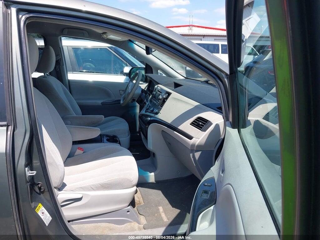 5TDKK3DC6BS167424 2011 TOYOTA SIENNA photo no. 5
