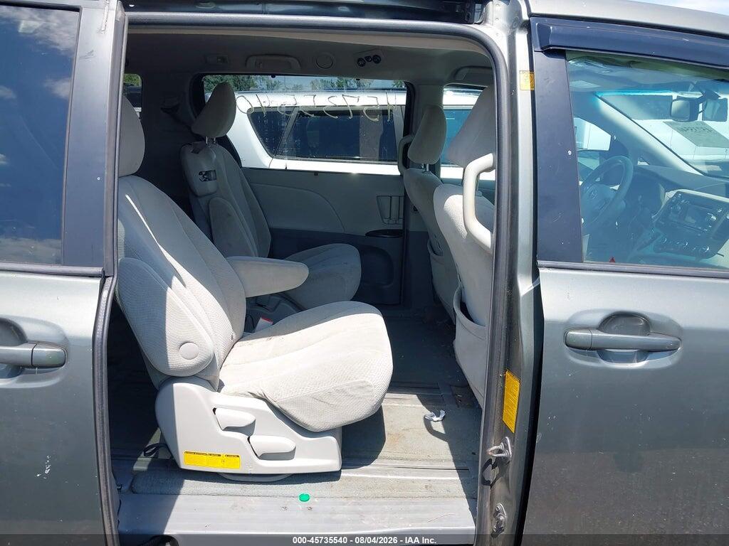 5TDKK3DC6BS167424 2011 TOYOTA SIENNA photo no. 8
