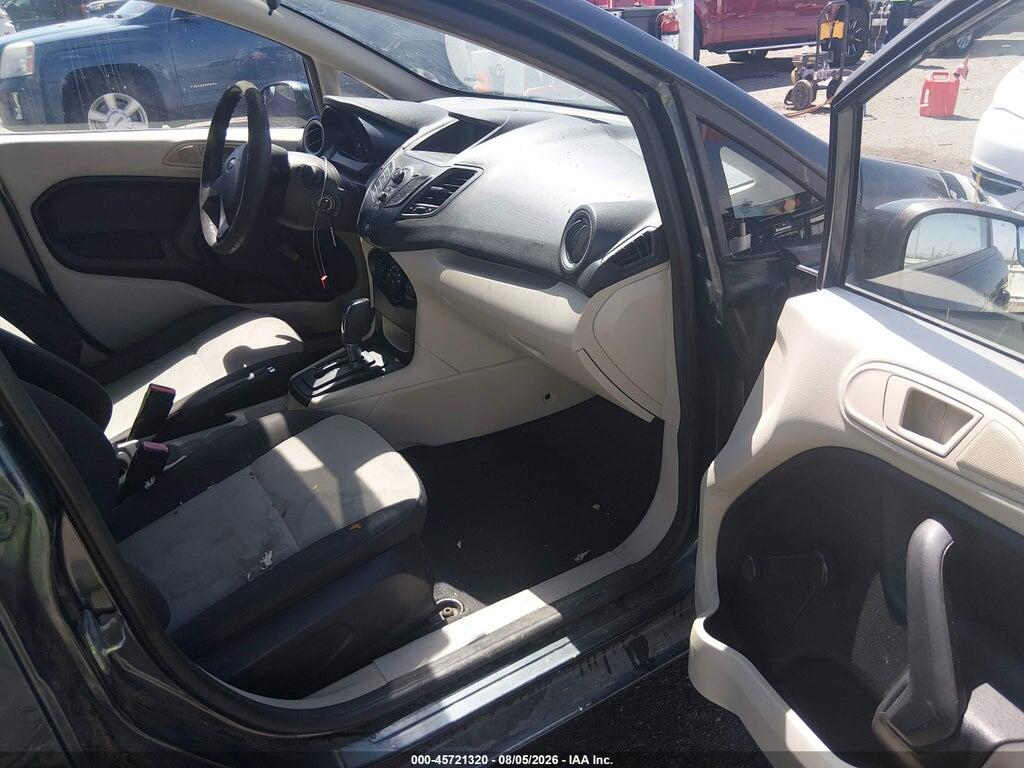 3FADP4AJ9BM164560 2011 FORD FIESTA photo no. 5