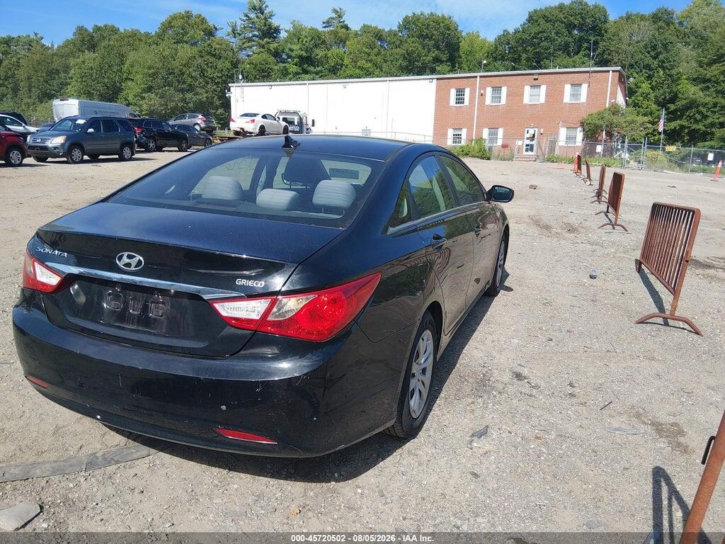 5NPEB4AC2BH269090 2011 HYUNDAI SONATA photo no. 4