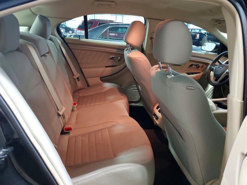 1FAHP2D85FG200548 2015 FORD TAURUS photo no. 10
