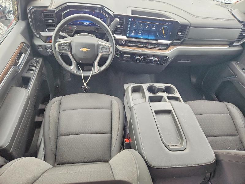 2023 CHEVROLET SILVERADO K1500 LT — Фото 8 из 12