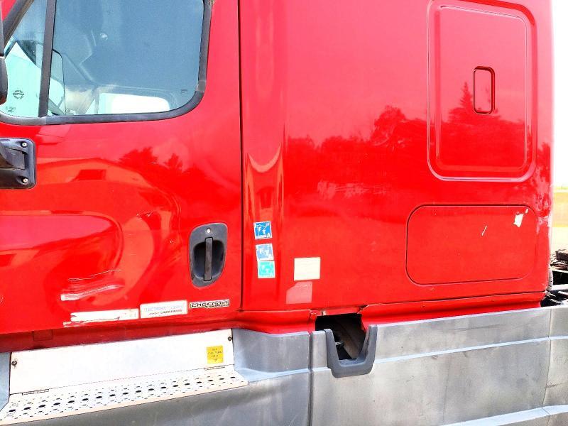 2015 FREIGHTLINER CASCADIA SEMI TRUCK — Фото 14 из 14