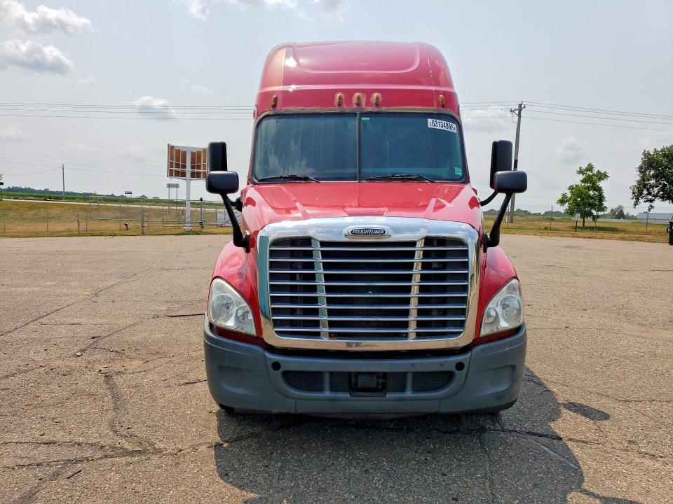 2015 FREIGHTLINER CASCADIA SEMI TRUCK — Фото 5 из 14