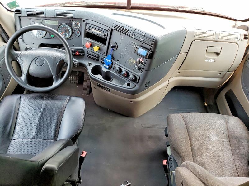 2015 FREIGHTLINER CASCADIA SEMI TRUCK — Фото 8 из 14