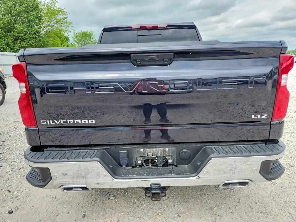 2023 CHEVROLET SILVERADO K1500 LTZ — Фото 6 из 12
