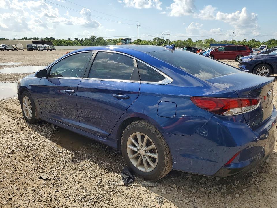 5NPE24AF4JH632207 2018 HYUNDAI SONATA photo no. 2