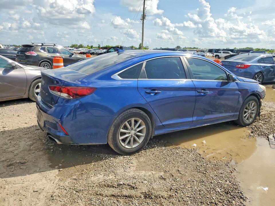 5NPE24AF4JH632207 2018 HYUNDAI SONATA photo no. 3