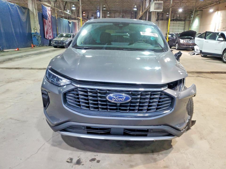 2023 FORD ESCAPE ACTIVE — Фото 5 из 13
