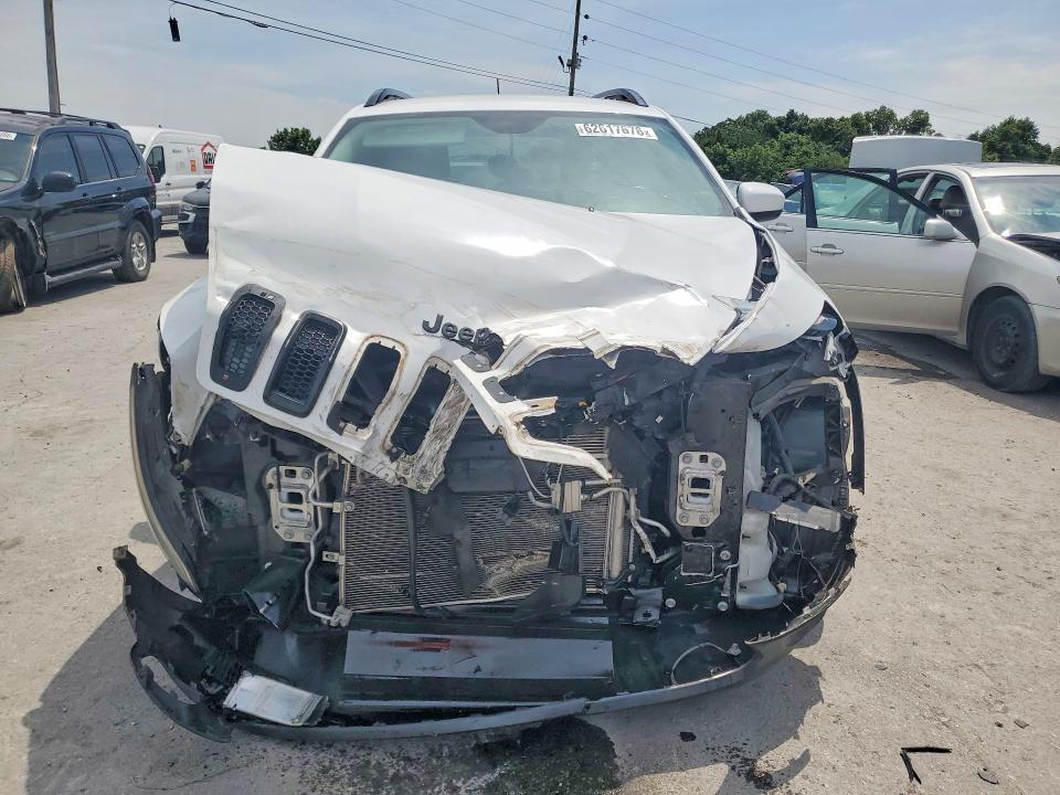 2018 JEEP CHEROKEE LATITUDE — Фото 5 из 14