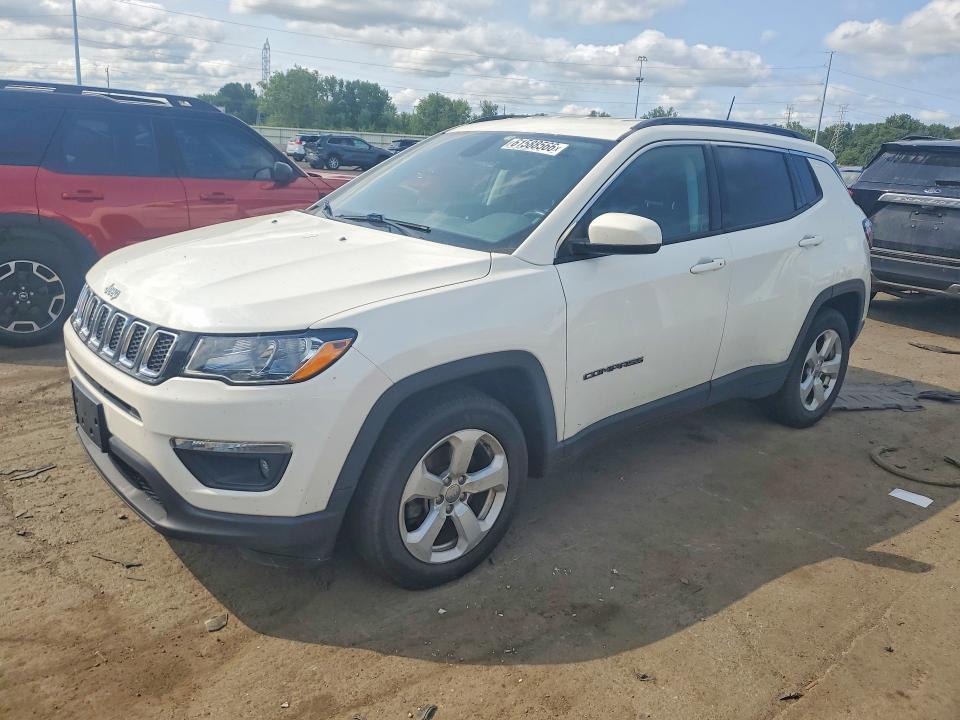 3C4NJCBB5JT240913 2018 JEEP COMPASS photo no. 1