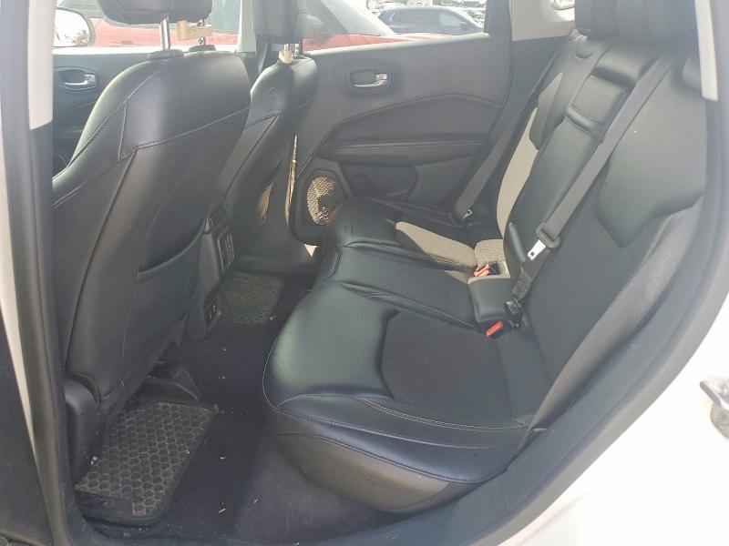 3C4NJCBB5JT240913 2018 JEEP COMPASS photo no. 11