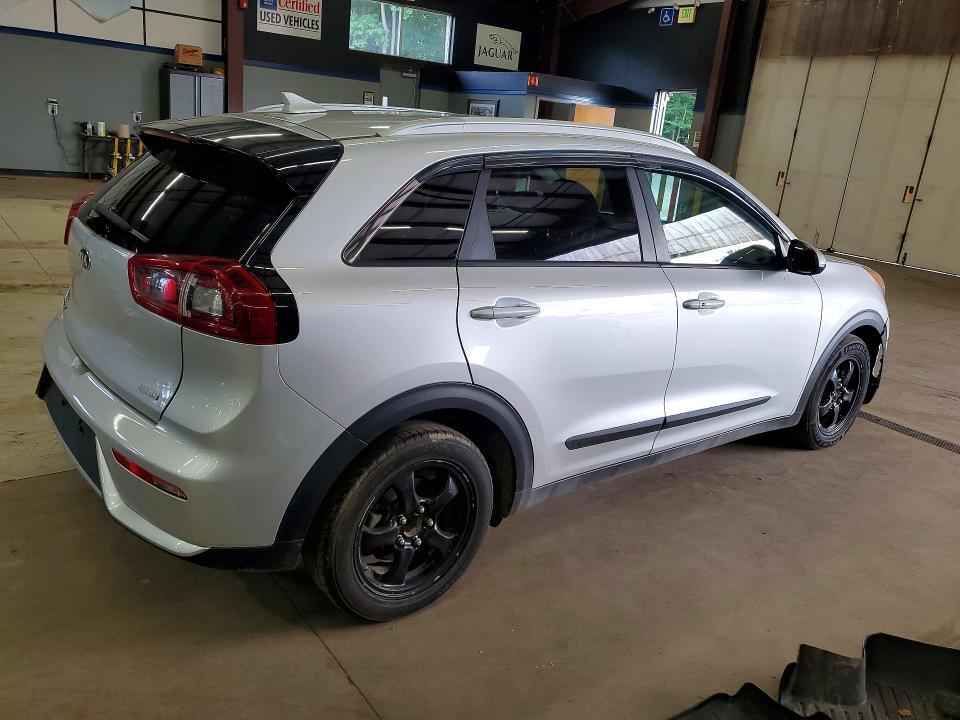 2018 KIA NIRO LX — Фото 3 из 12