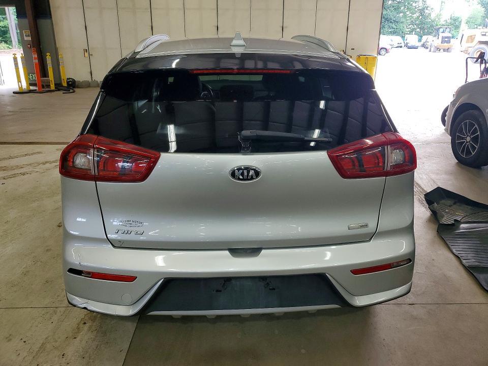 2018 KIA NIRO LX — Фото 6 из 12