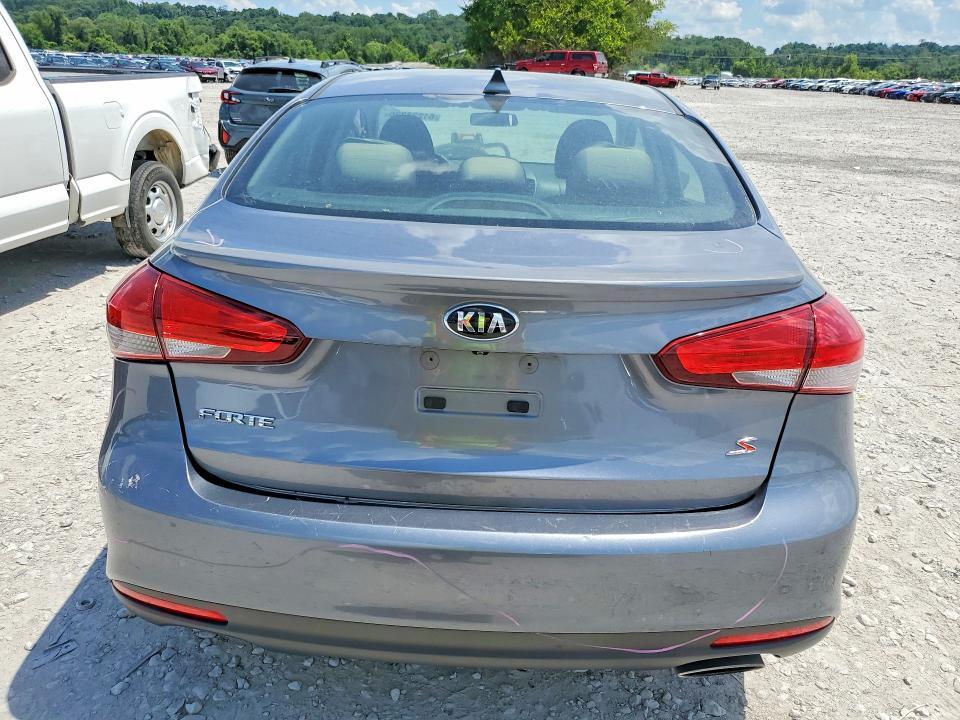 2018 KIA FORTE S — Фото 6 из 12